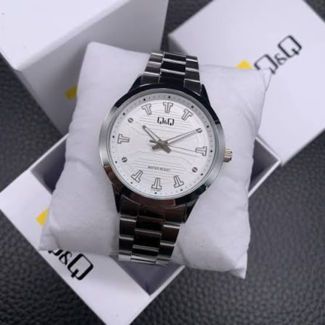 Reloj Detroit Q&Q